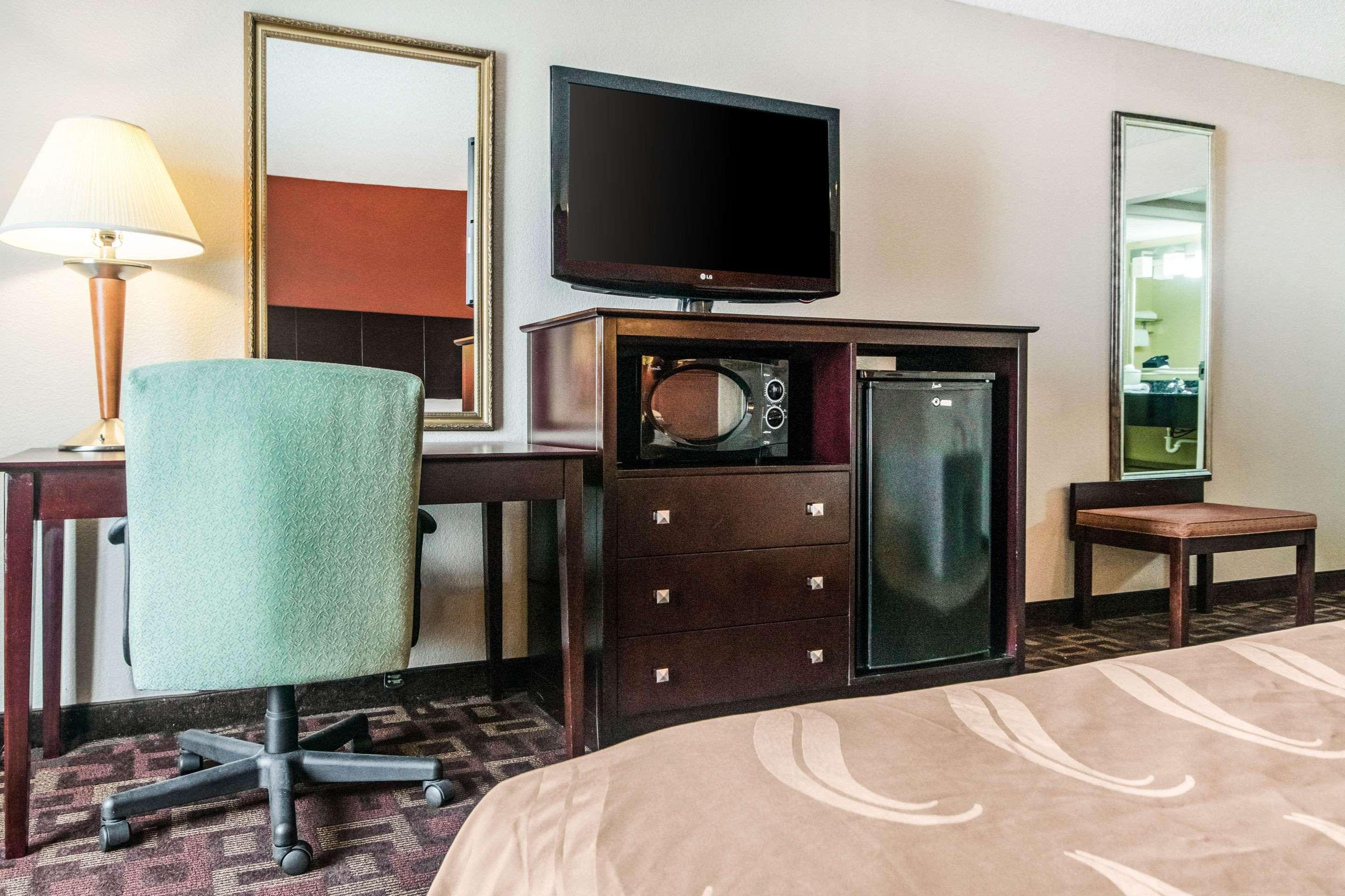 Holiday Inn Express Cincinnati-로렌스버그 외부 사진
