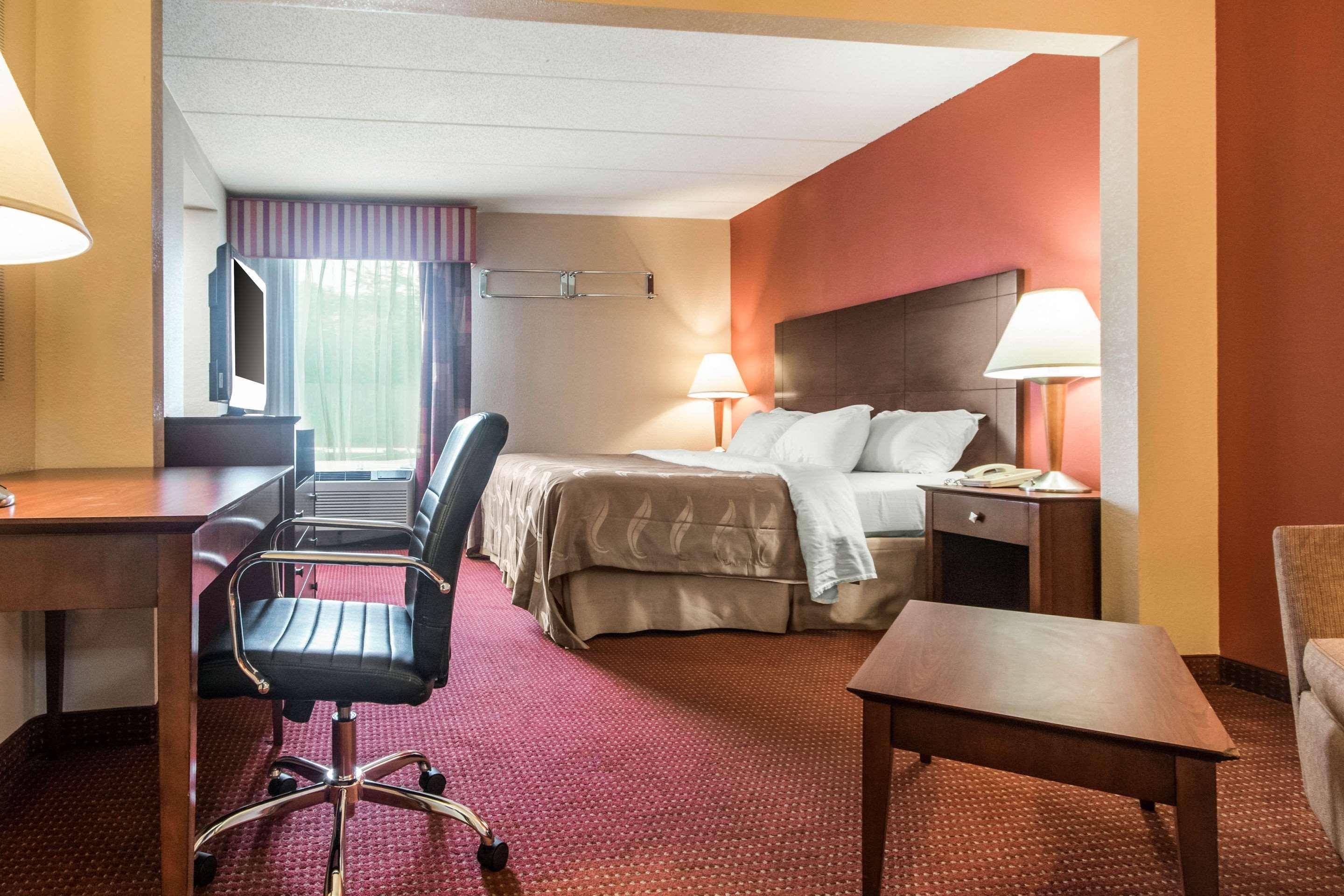 Holiday Inn Express Cincinnati-로렌스버그 외부 사진