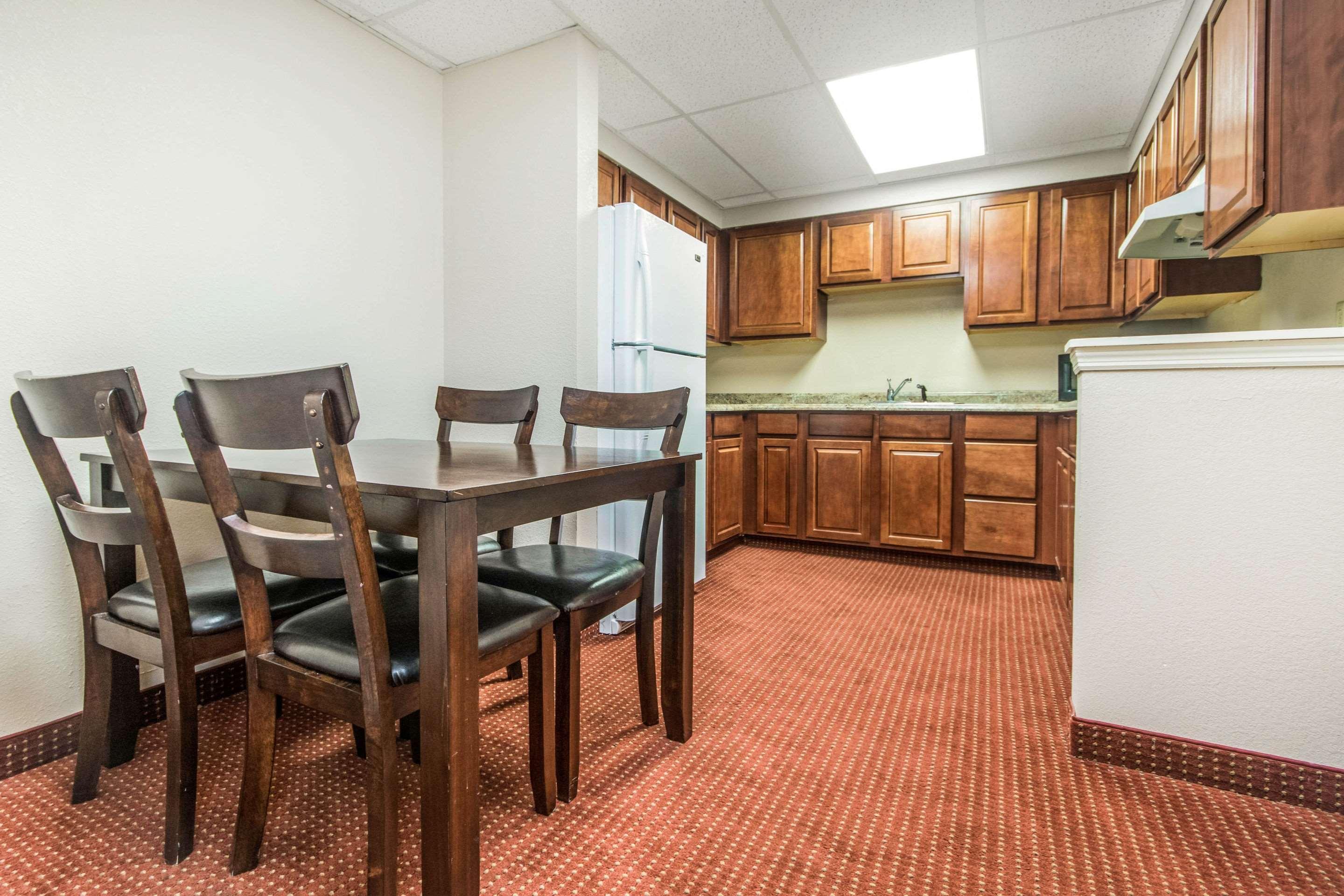 Holiday Inn Express Cincinnati-로렌스버그 외부 사진
