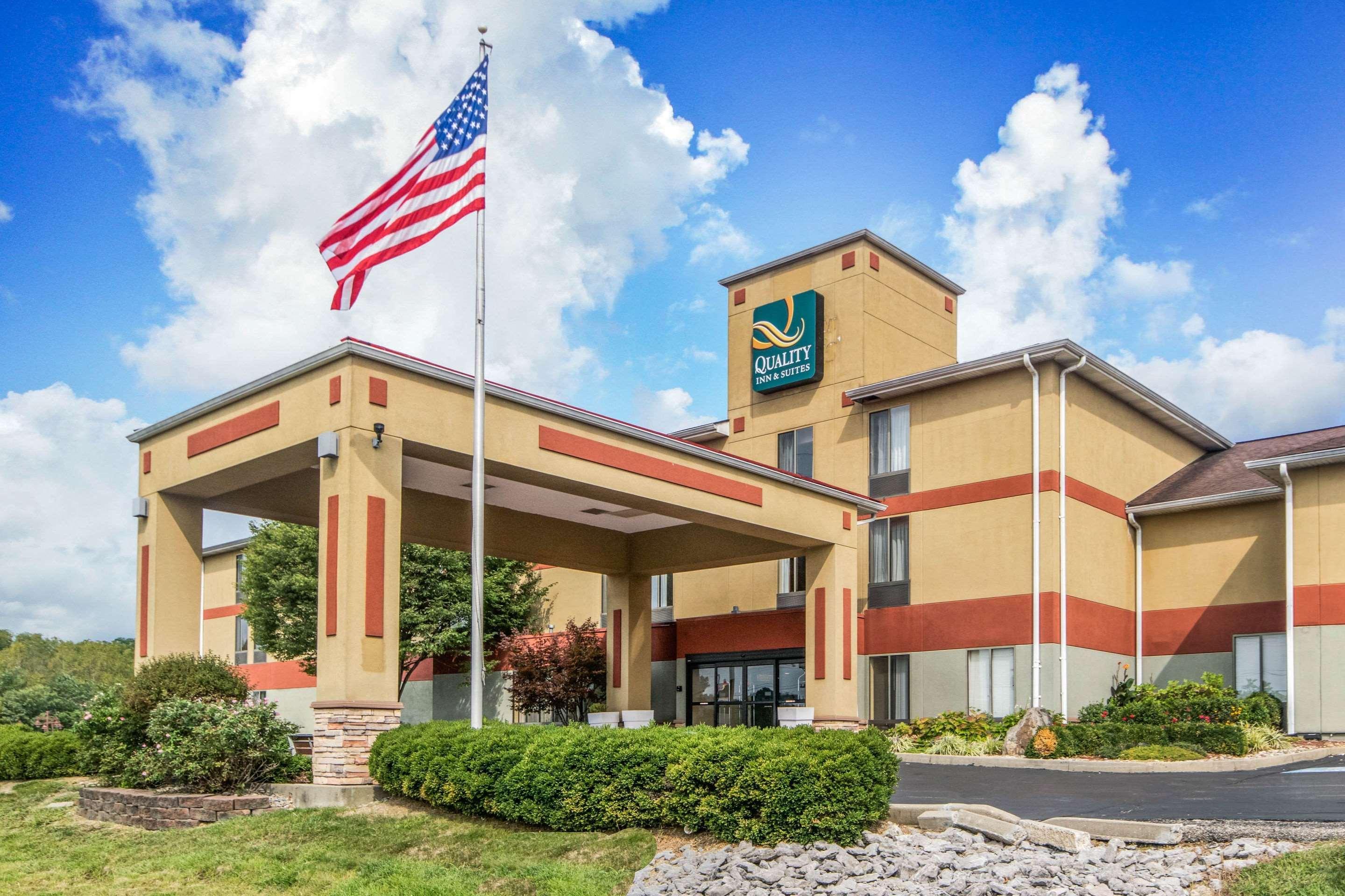 Holiday Inn Express Cincinnati-로렌스버그 외부 사진